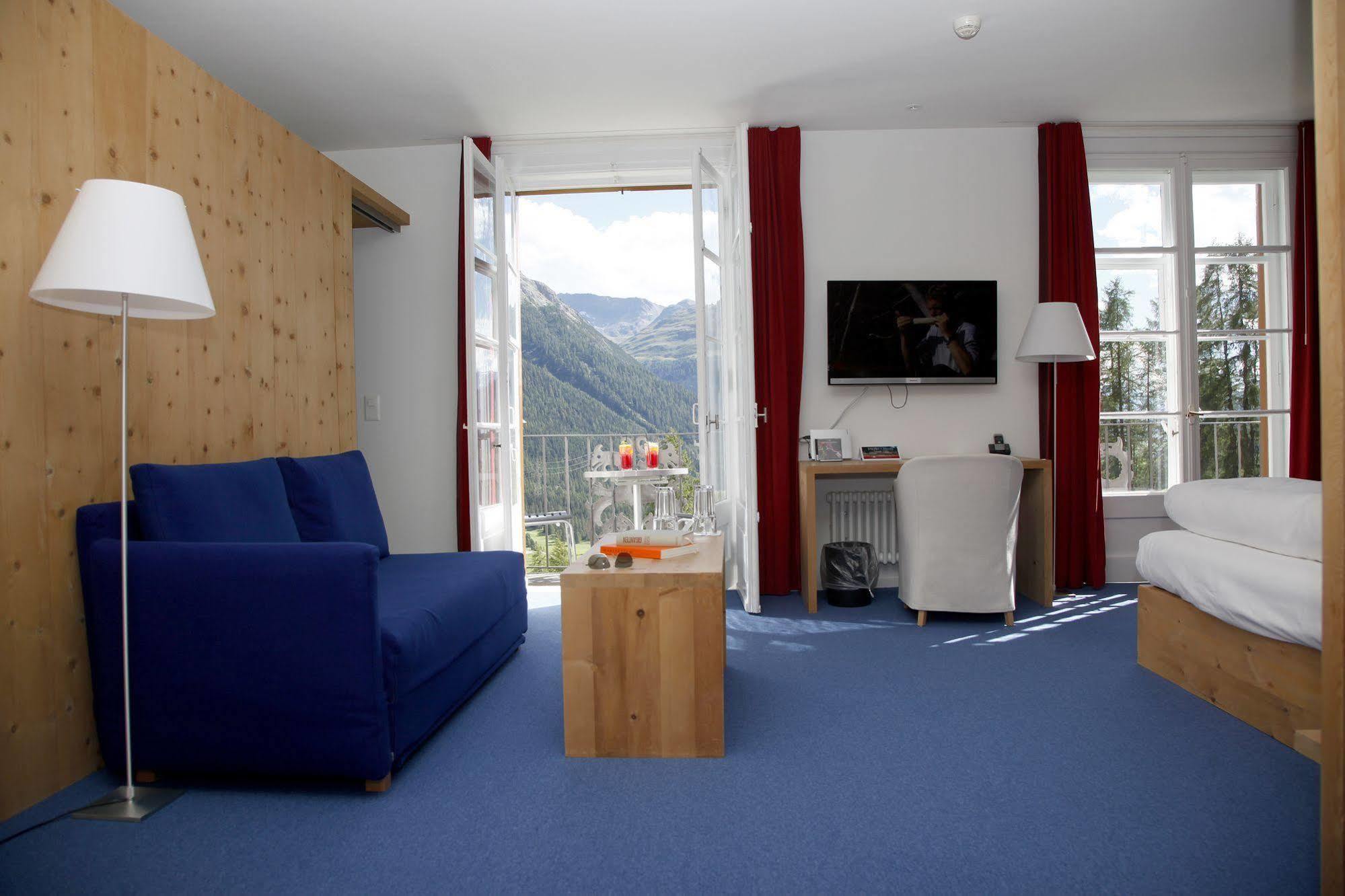 Castell 4*